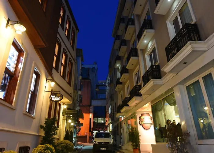 Elyka Hotel